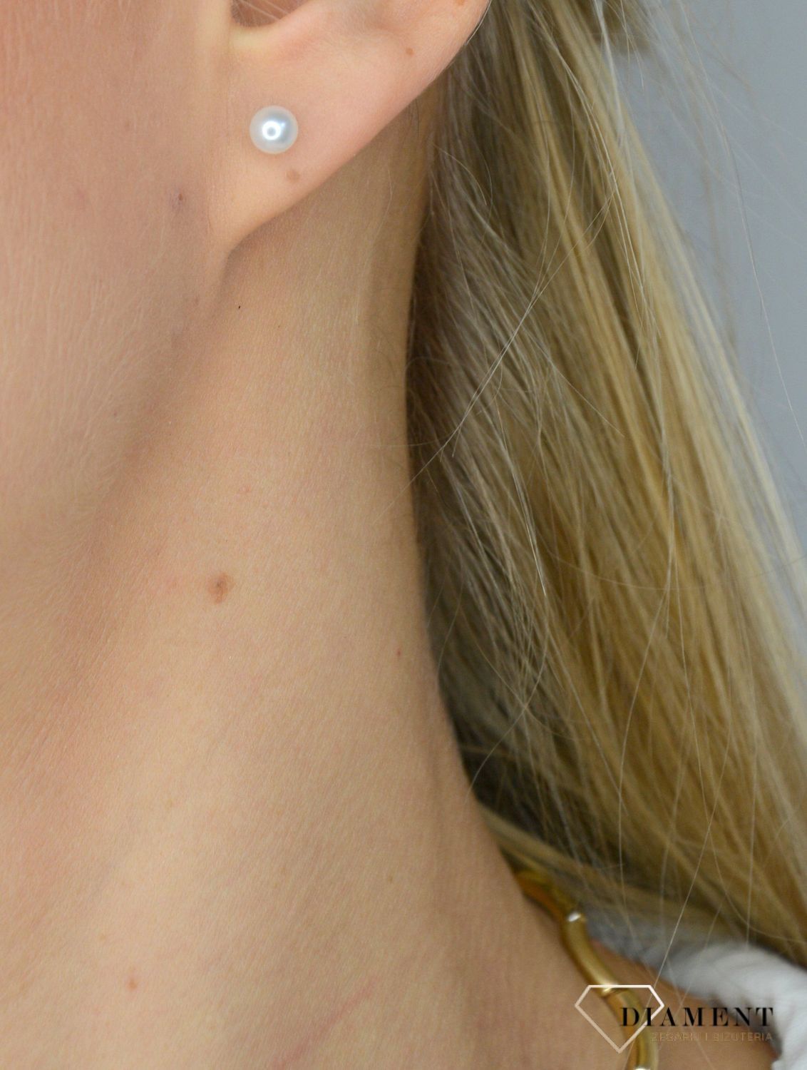 Kolczyki złote przy uchu z perełkami 6 mm KL 1644E 585.jpg